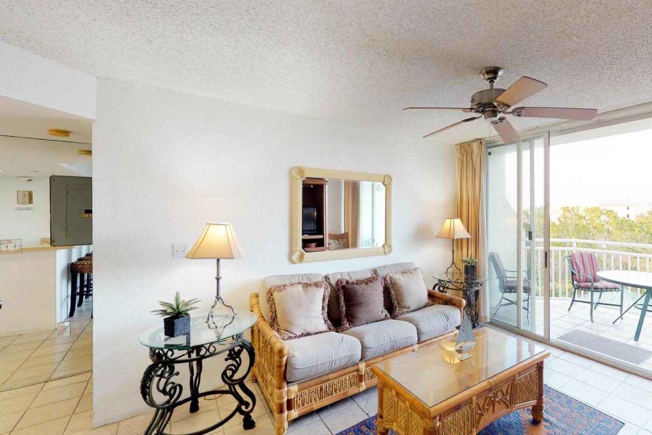 Sunrise Paradise Escape #407 Appartement